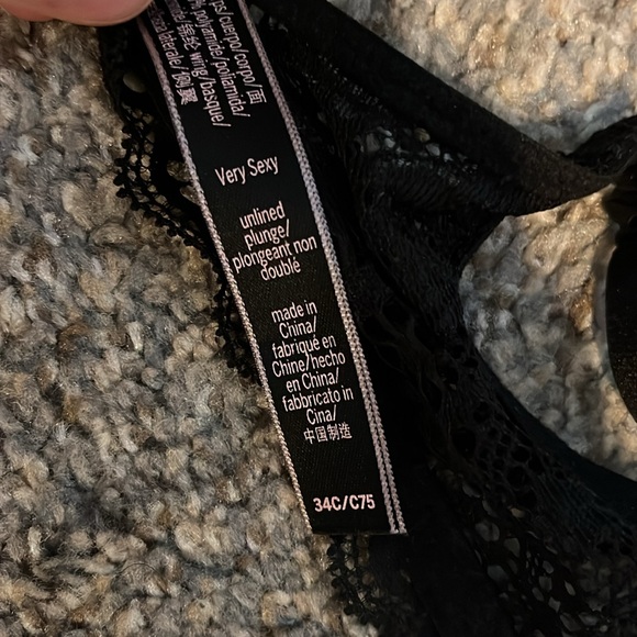 Victoria’s Secret Very Sexy Unlined Push-up without padding Studded Lace Bra 34C - Picture 7 of 9